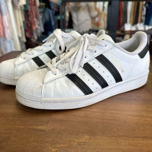 Adidas Black/White Superstar (7.5 but fits like 8.5)