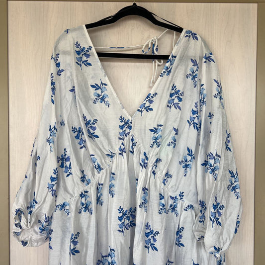 H and M White/ Blue Floral Short Puff Sleeve Dress 4XL