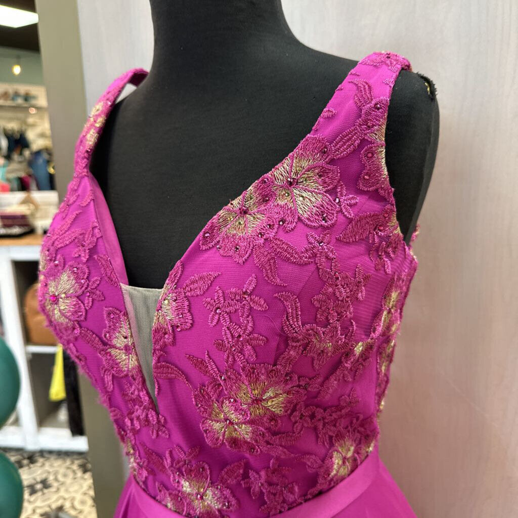 Raspberry Lace/Satin Homecoming Dress 10