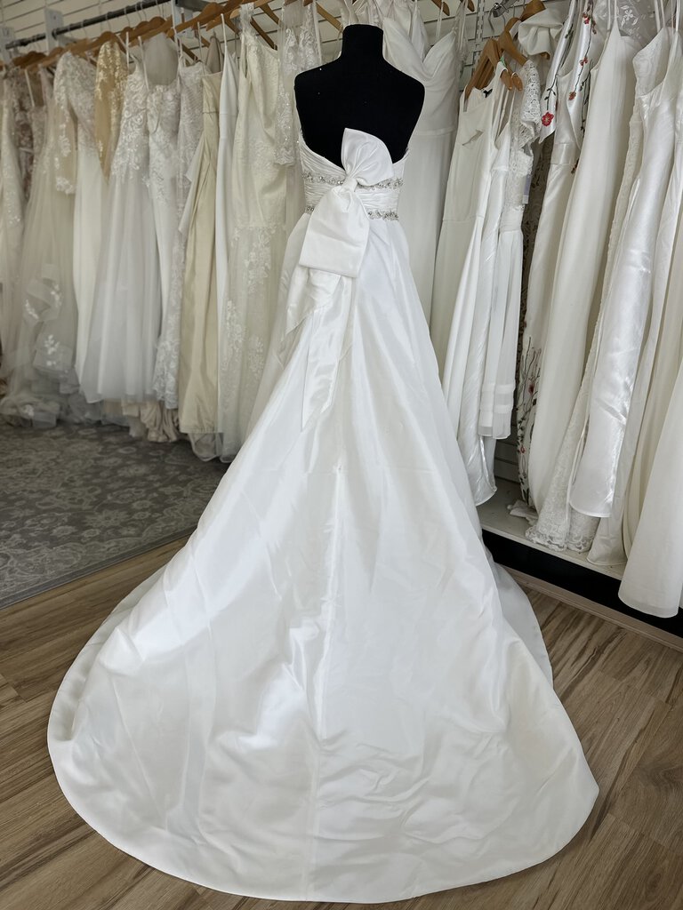 Alfred Angelo Strapless Satin Wedding Gown 10