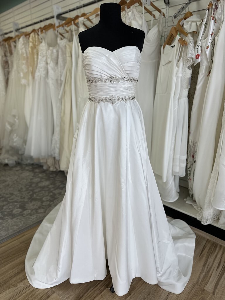 Alfred Angelo Strapless Satin Wedding Gown 10
