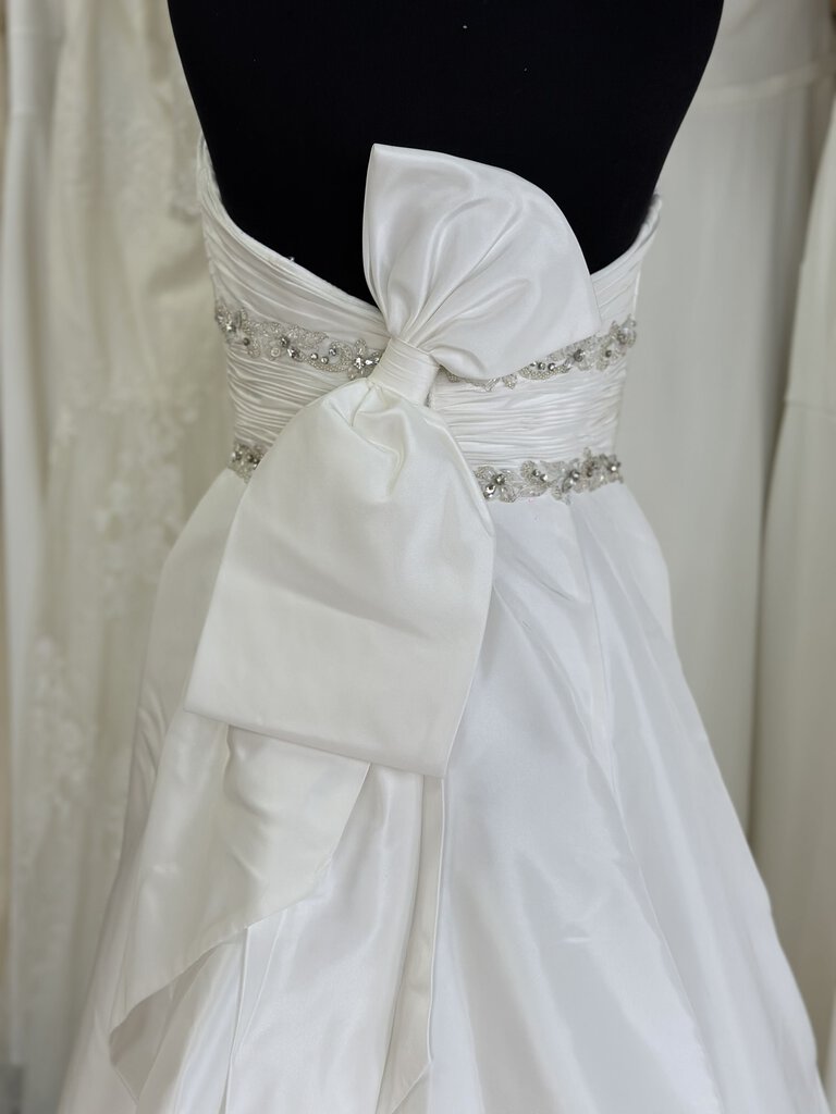 Alfred Angelo Strapless Satin Wedding Gown 10
