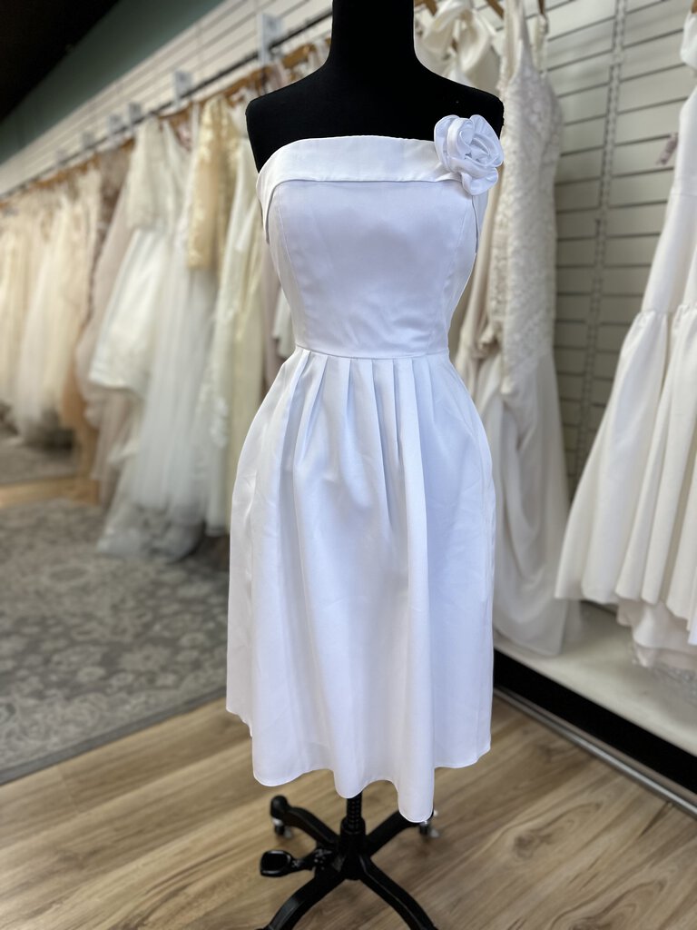 B2 Strapless Short Dress With Rosette 10
