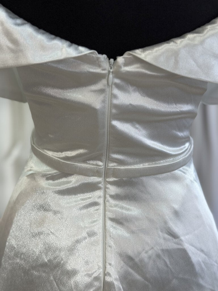 Lulus Shiny Satin Off The Shoulder Bridal Dress Medium