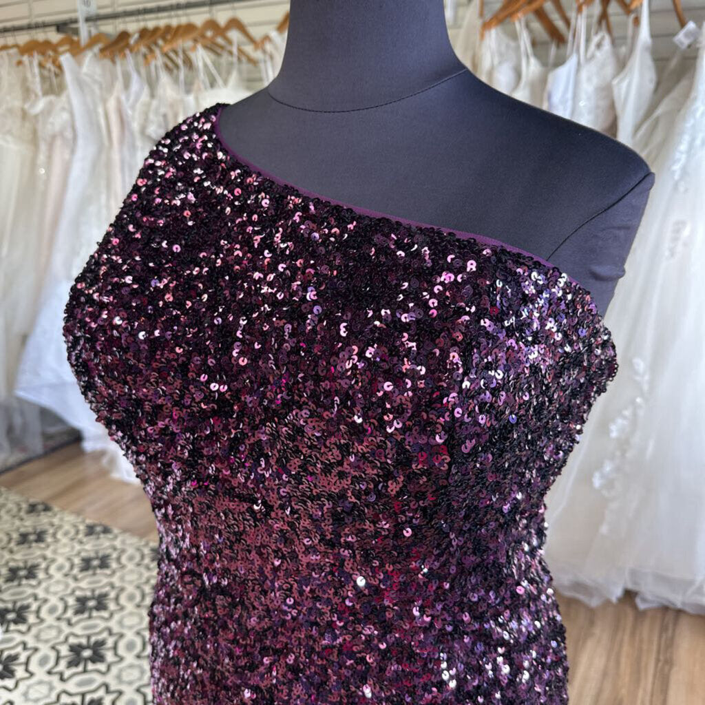 Jules & Cleo One Shoulder Sequin Dress 24
