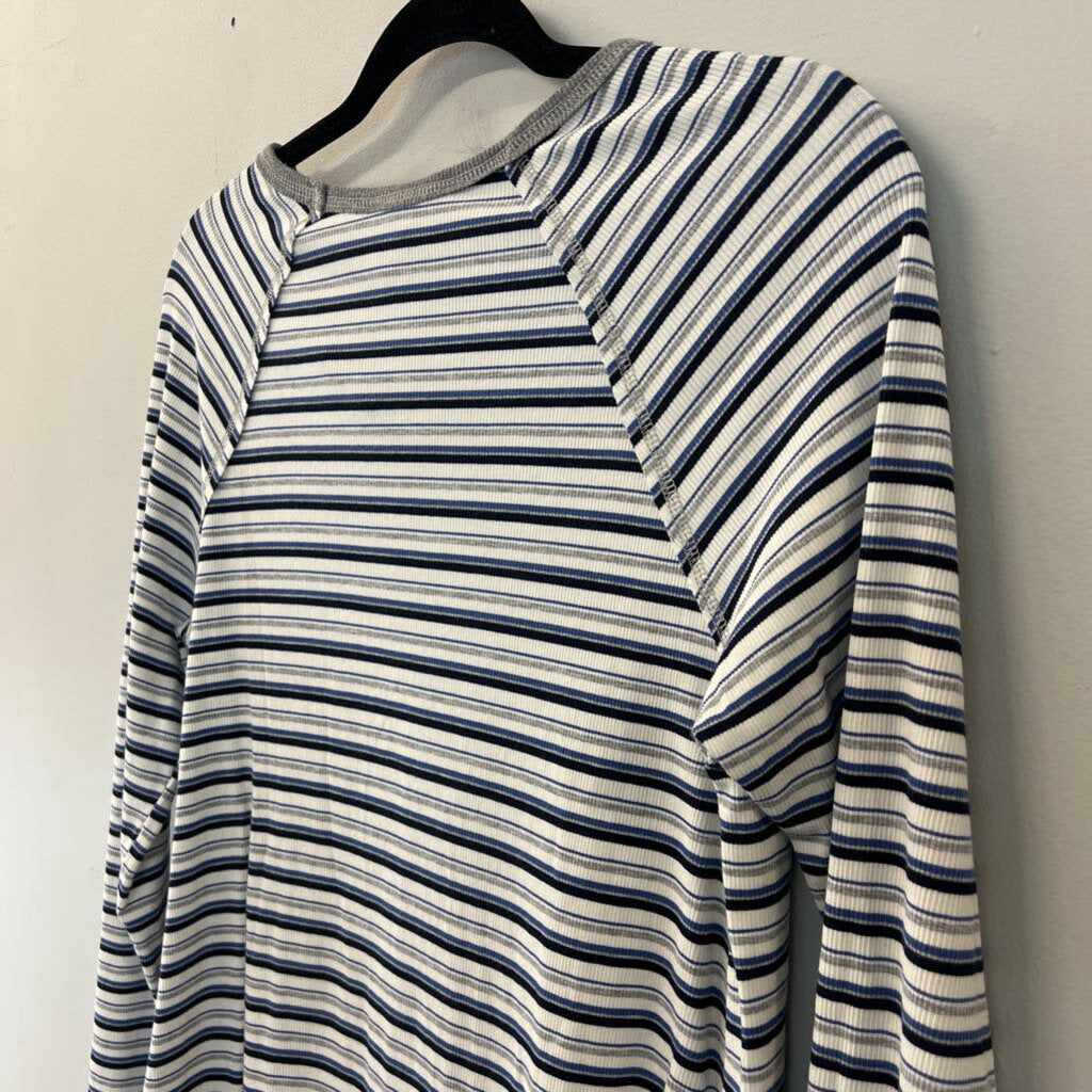 Easel White/ Blue Striped Long Sleeve Top Small