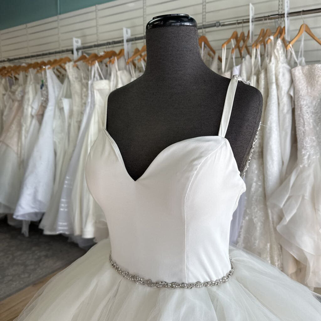 Strappy Back Tiered Tulle Bridal Gown 4
