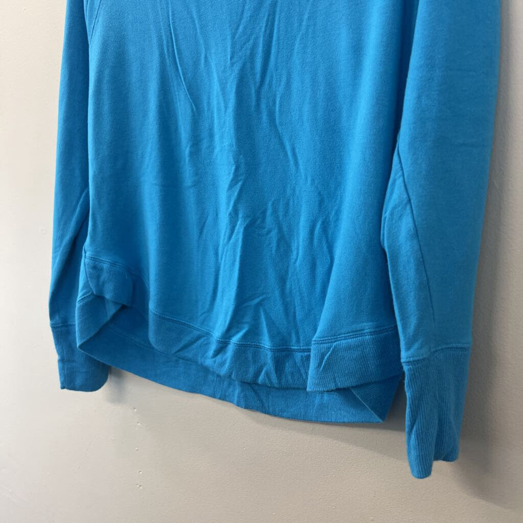 Athleta Soft Blue Crew Neck Long Sleeve Top Medium