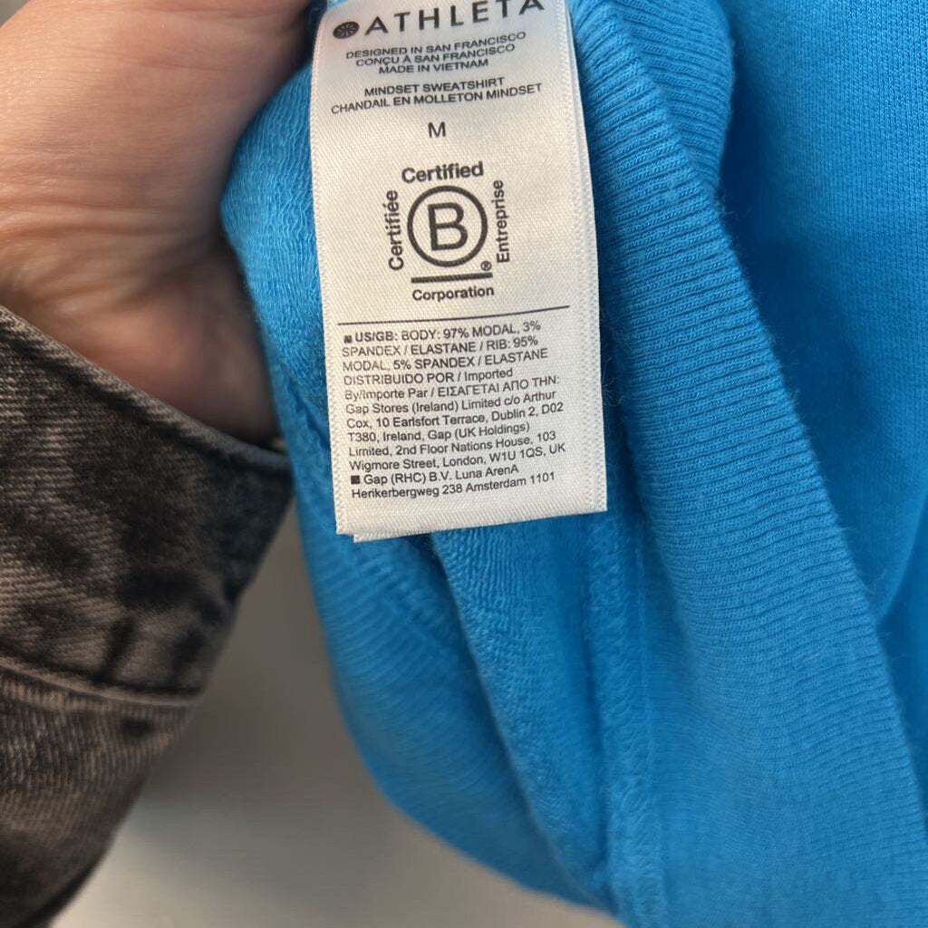 Athleta Soft Blue Crew Neck Long Sleeve Top Medium