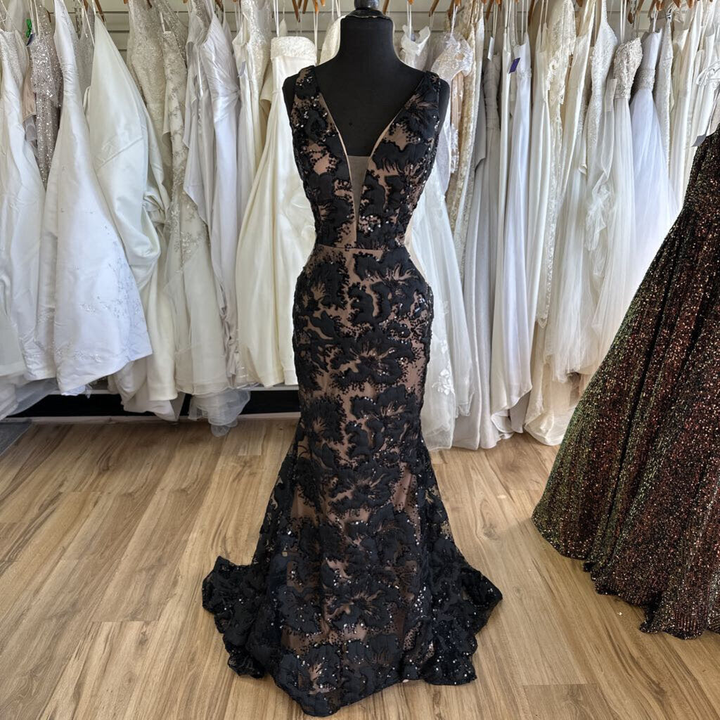 Panoply Black/Beige Sequin Lace Fitted 10