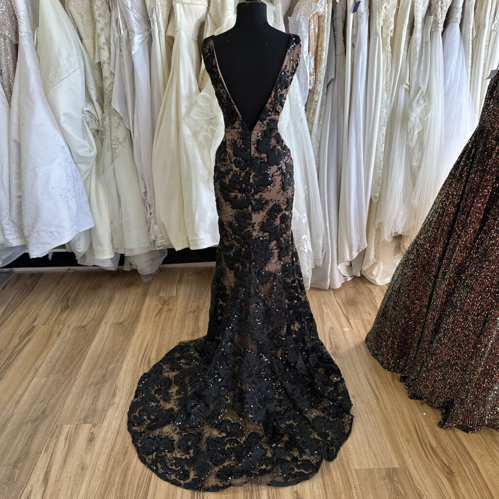 Panoply Black/Beige Sequin Lace Fitted 10