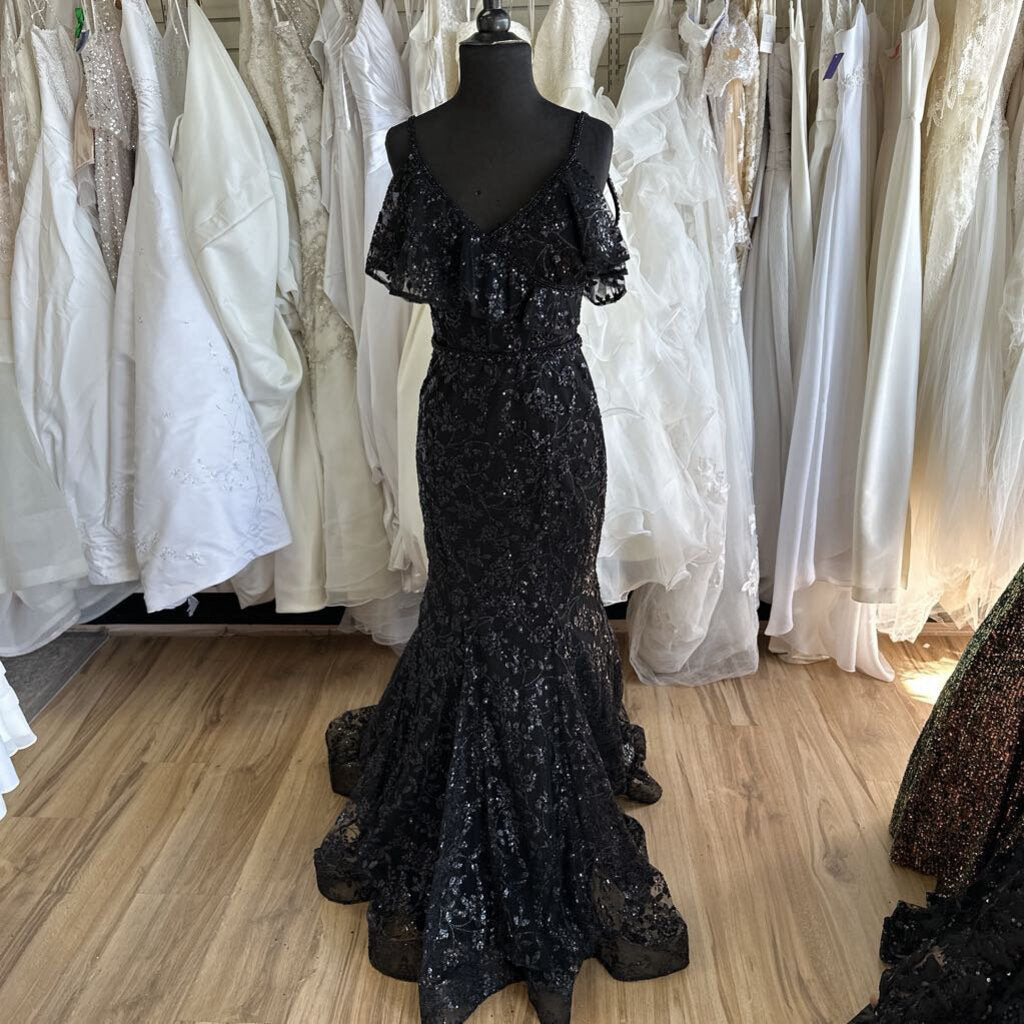 Ellie Wilde Black Sequin Ruffle Long Formal 6