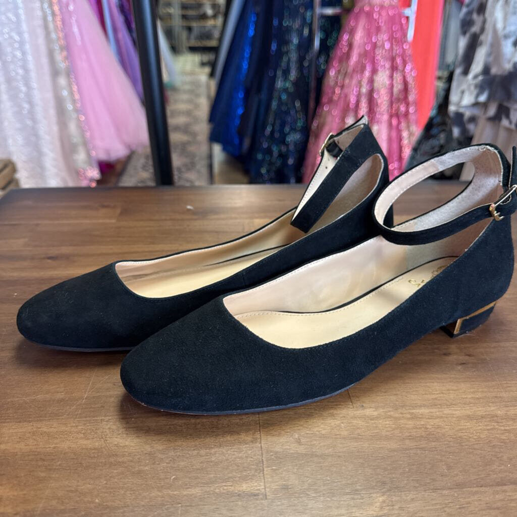 Vince Camuto Black Suede Ankle Strap Shoes 9.5