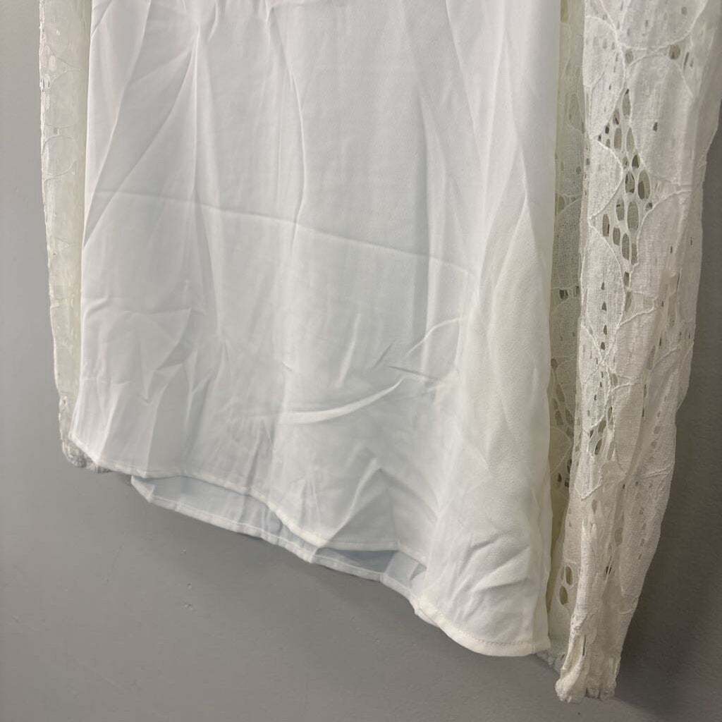 White Scallop Neckline Lace Long Sleeve Top Medium