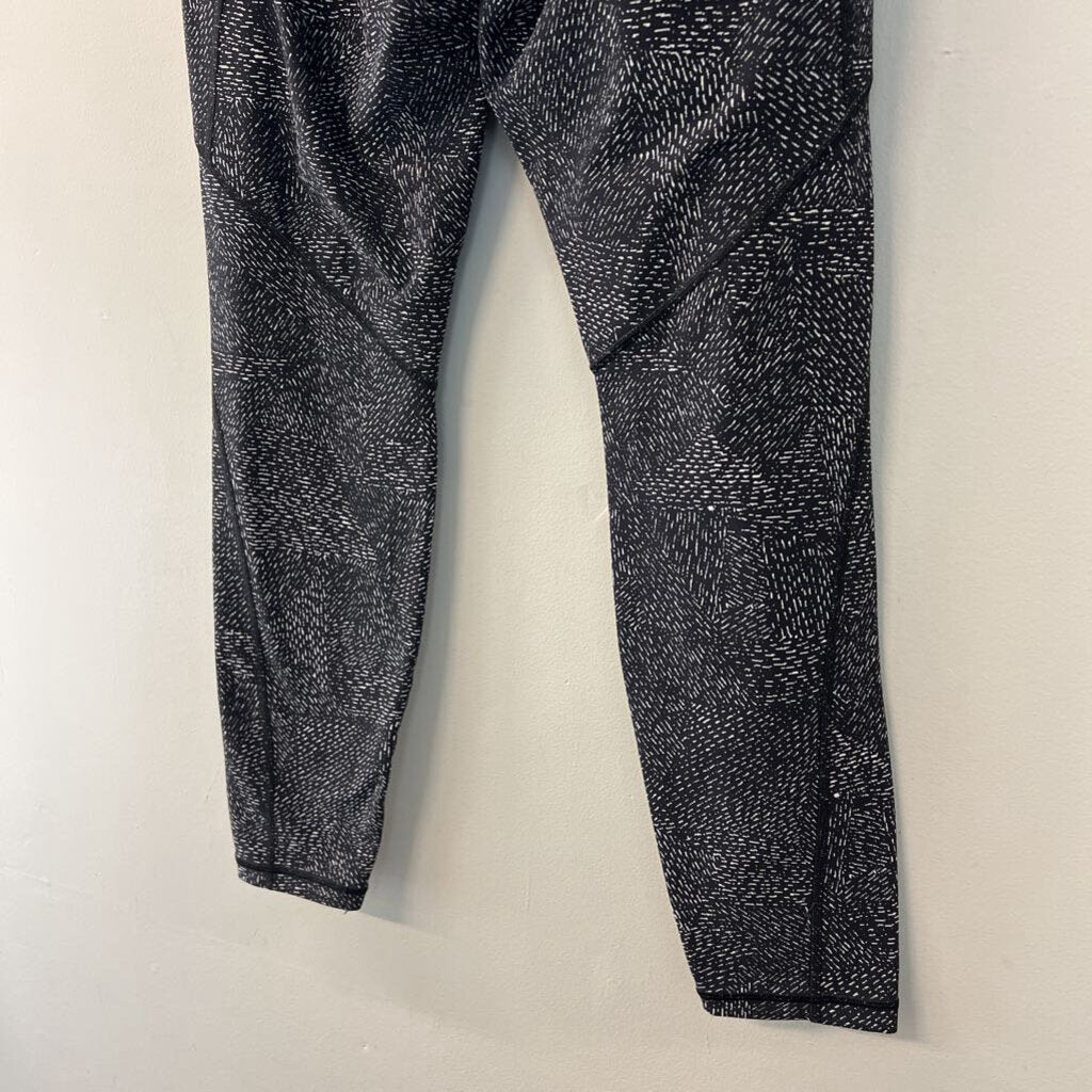 Athleta Black/ White Print Full Length Leggings Large