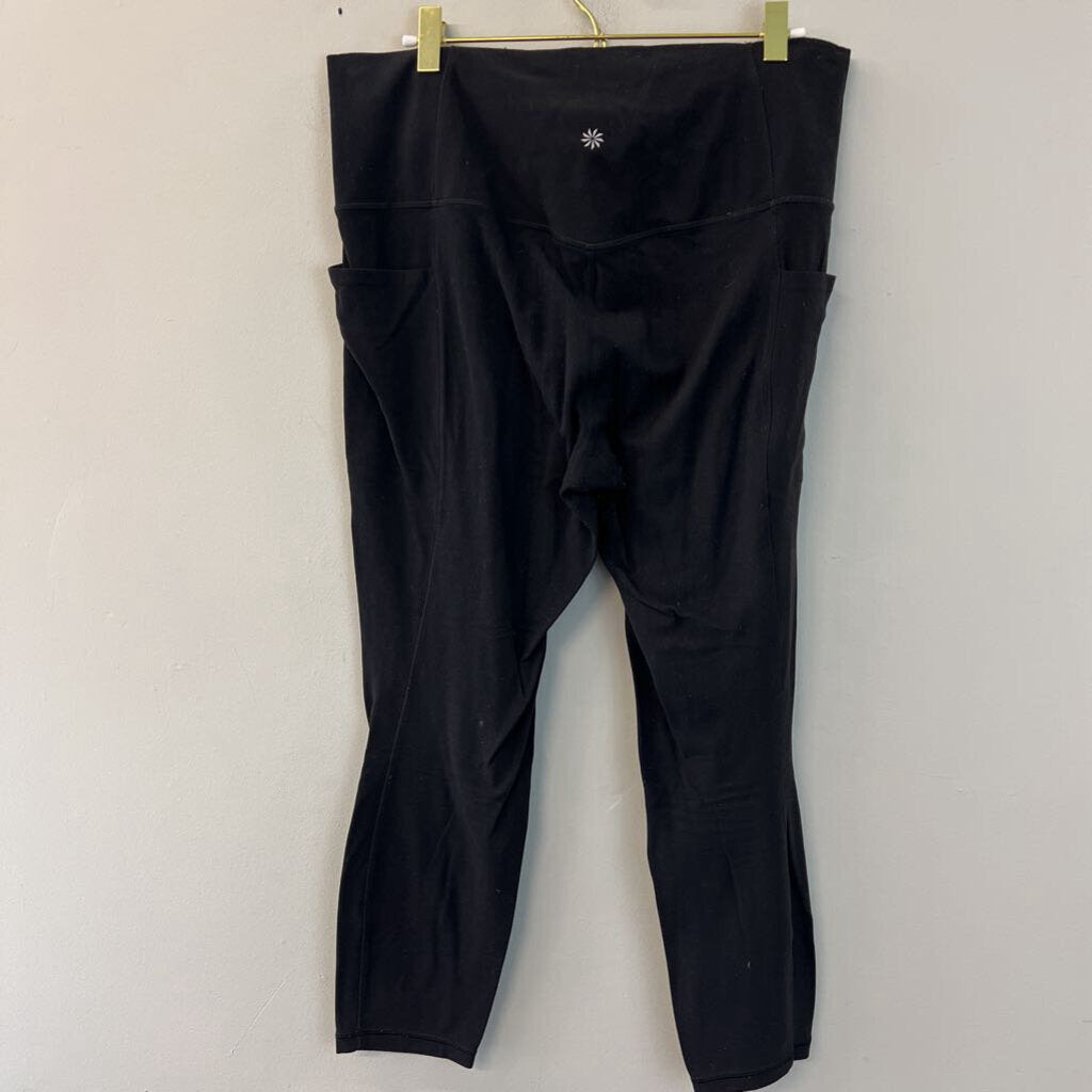 Athleta Black Cropped Leggings Large