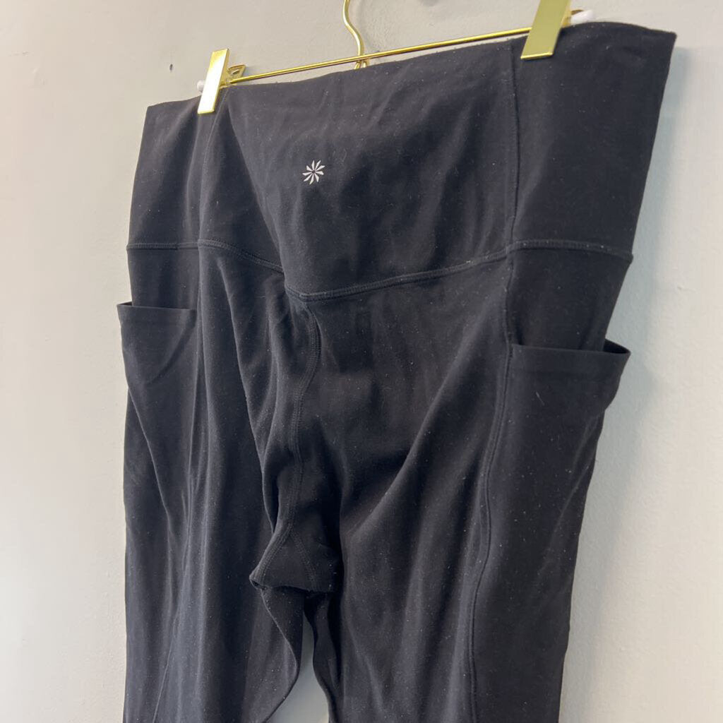 Athleta Black Cropped Leggings Large