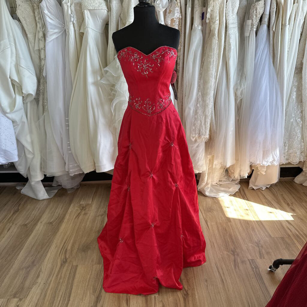 Y2K Masquerade Strapless Pickup Ballgown