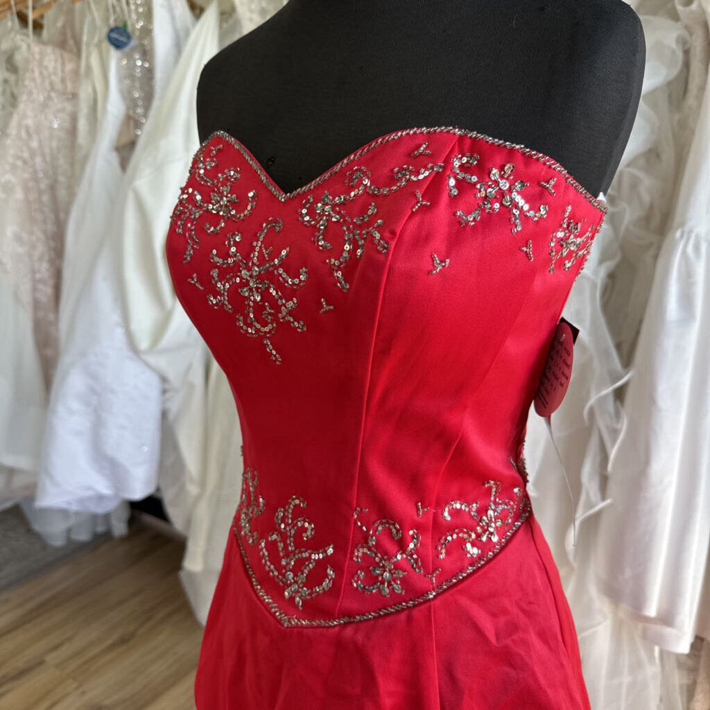 Y2K Masquerade Strapless Pickup Ballgown