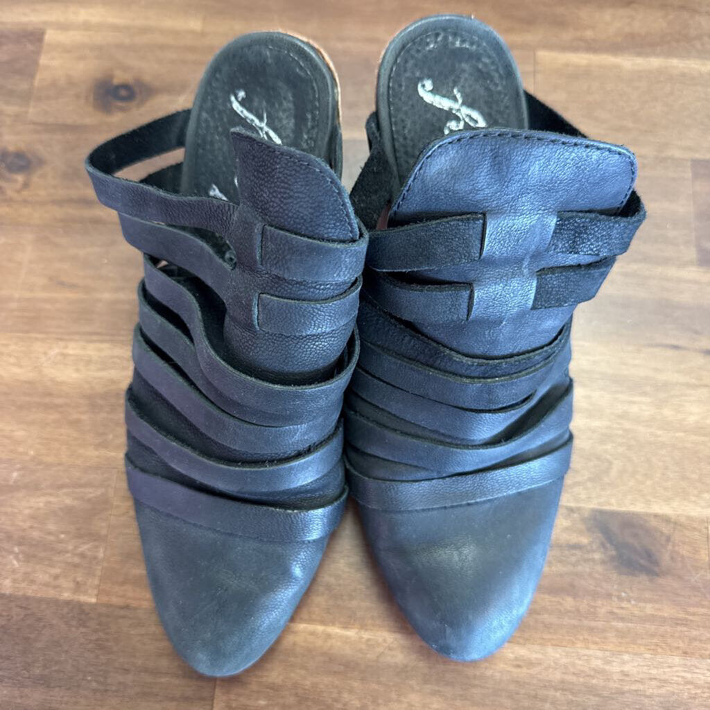 Free People Black Leather Byron Strappy Heels 38
