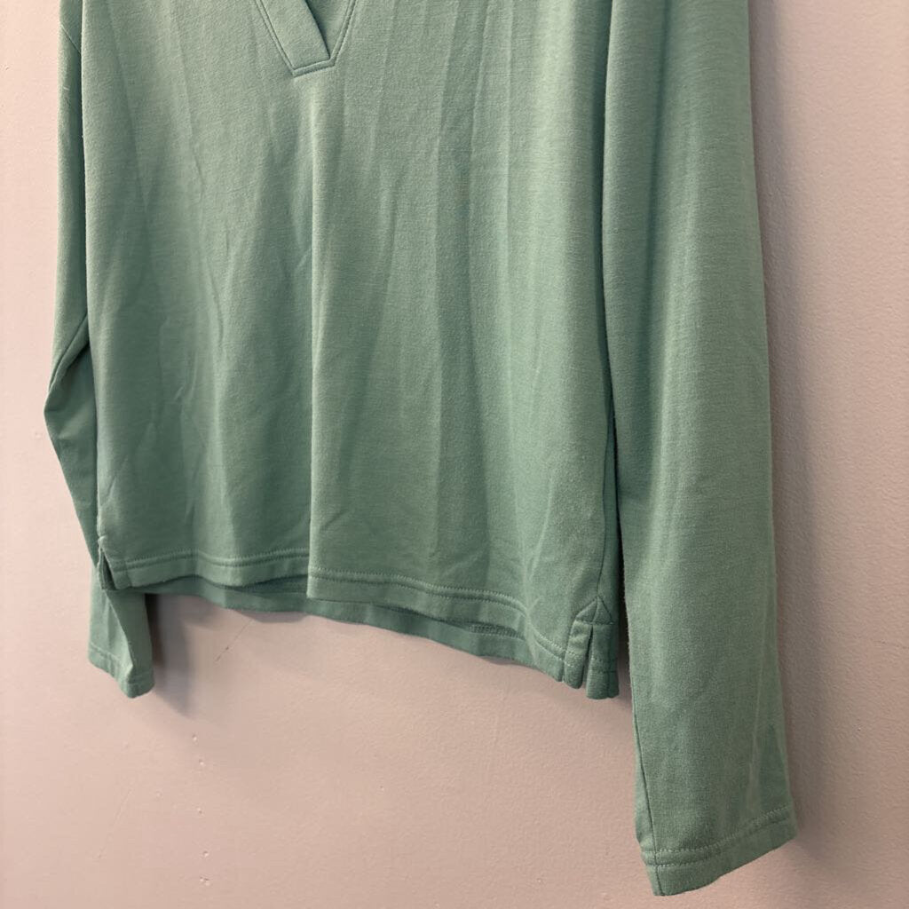 J Crew Green Long Sleeve V Neck Collared Top Extra Small