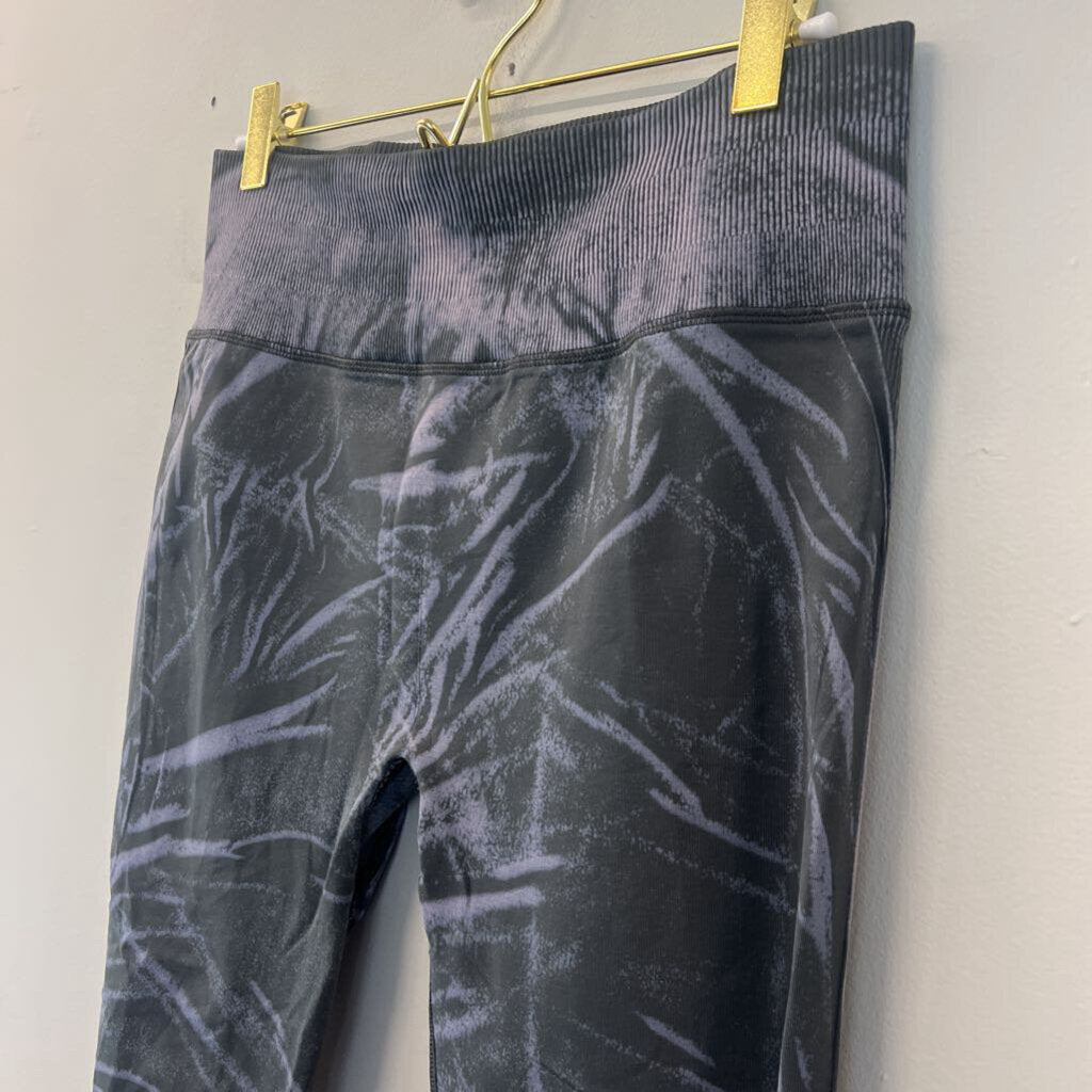Lululemon Grey Print Cropped Leggings 8