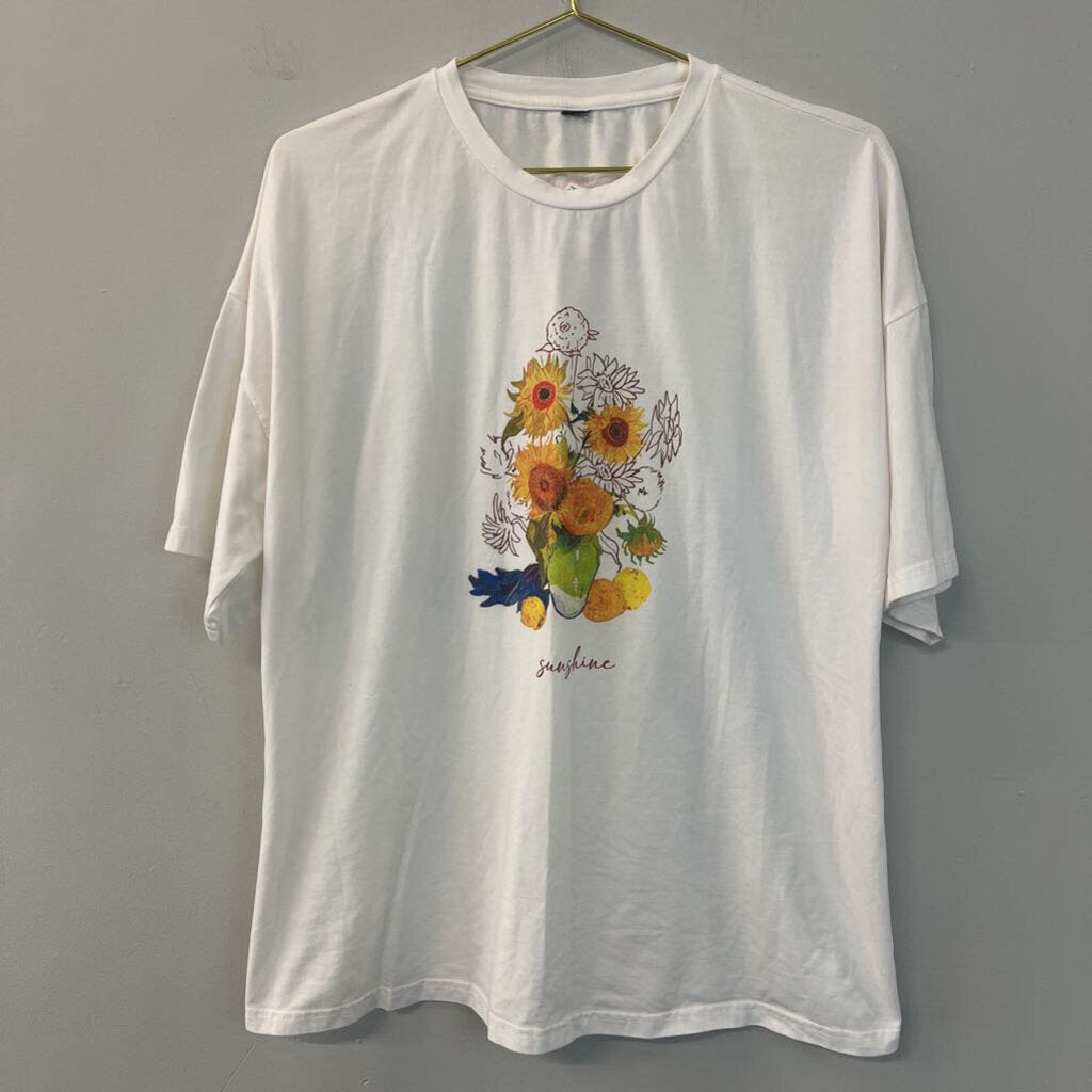 White/ Multi Flower Sunshine Short Sleeve Graphic Tee Medium