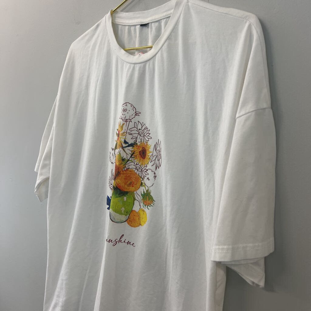 White/ Multi Flower Sunshine Short Sleeve Graphic Tee Medium