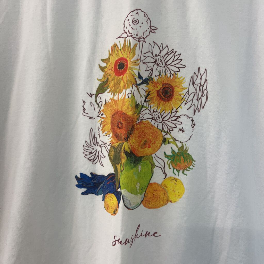 White/ Multi Flower Sunshine Short Sleeve Graphic Tee Medium