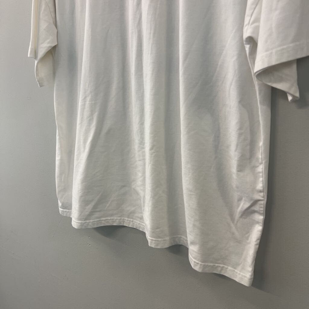 White/ Multi Flower Sunshine Short Sleeve Graphic Tee Medium