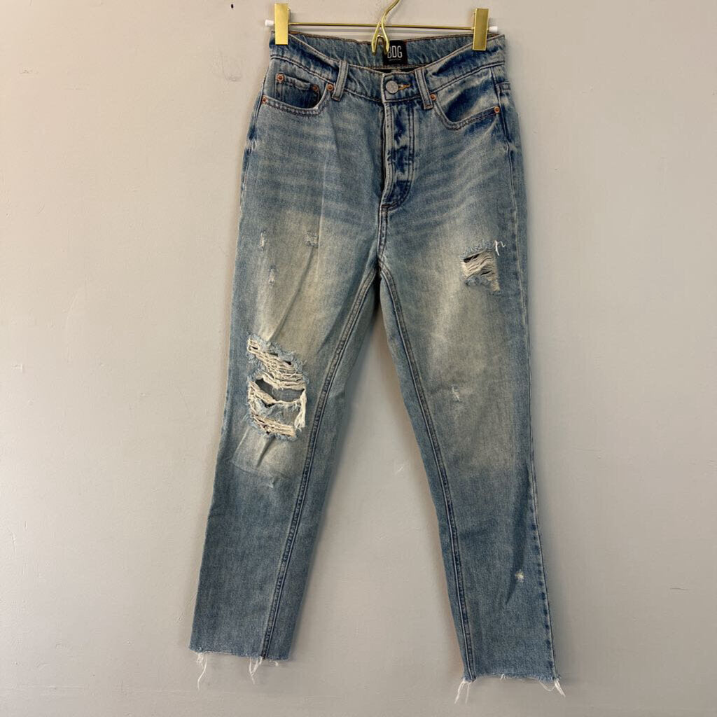 BDG Light Wash Distressed Slim Straight Jeans 24