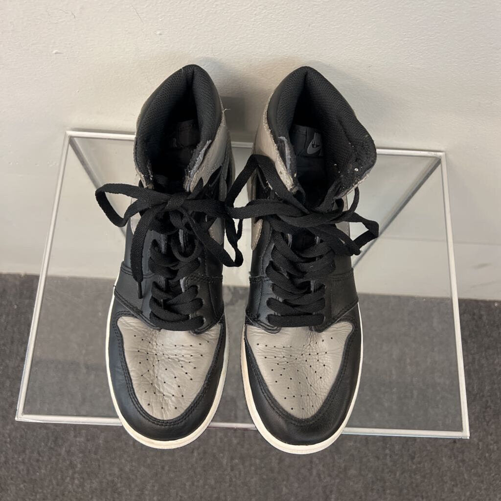 Nike Air Jordan 1 High OG Shadow Sneakers 7 Youth