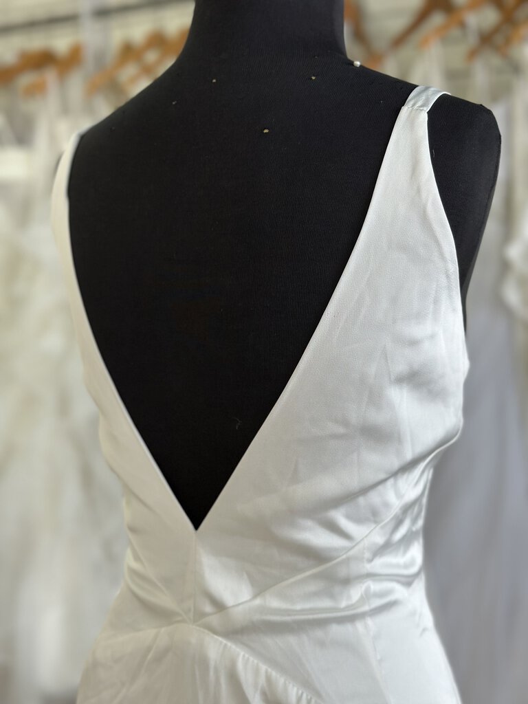 Lulus Ivory Silky Satin Sheath Bridal Gown XL