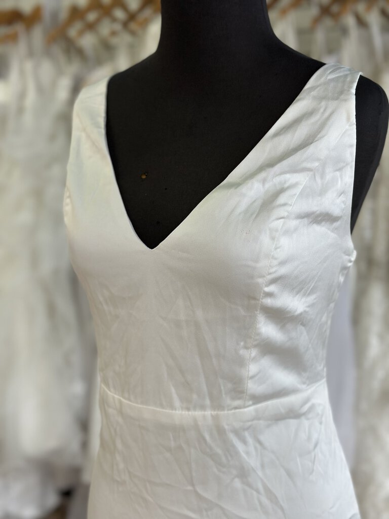 Lulus Ivory Silky Satin Sheath Bridal Gown XL