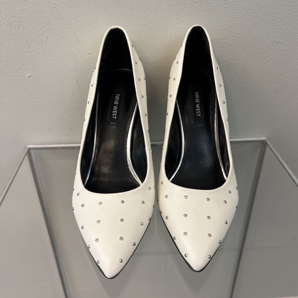 Nine West White Leather Silver Studded Pump Heels 8