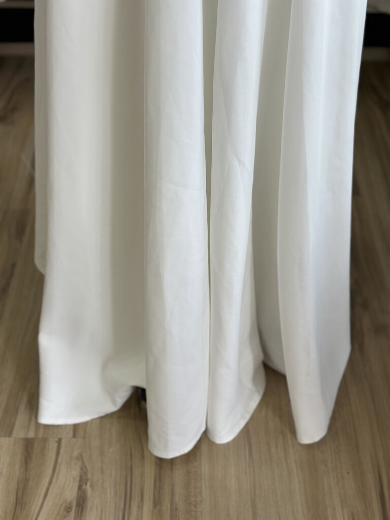 Ivory Longsleeve A-Line Bridal Gown 4/6