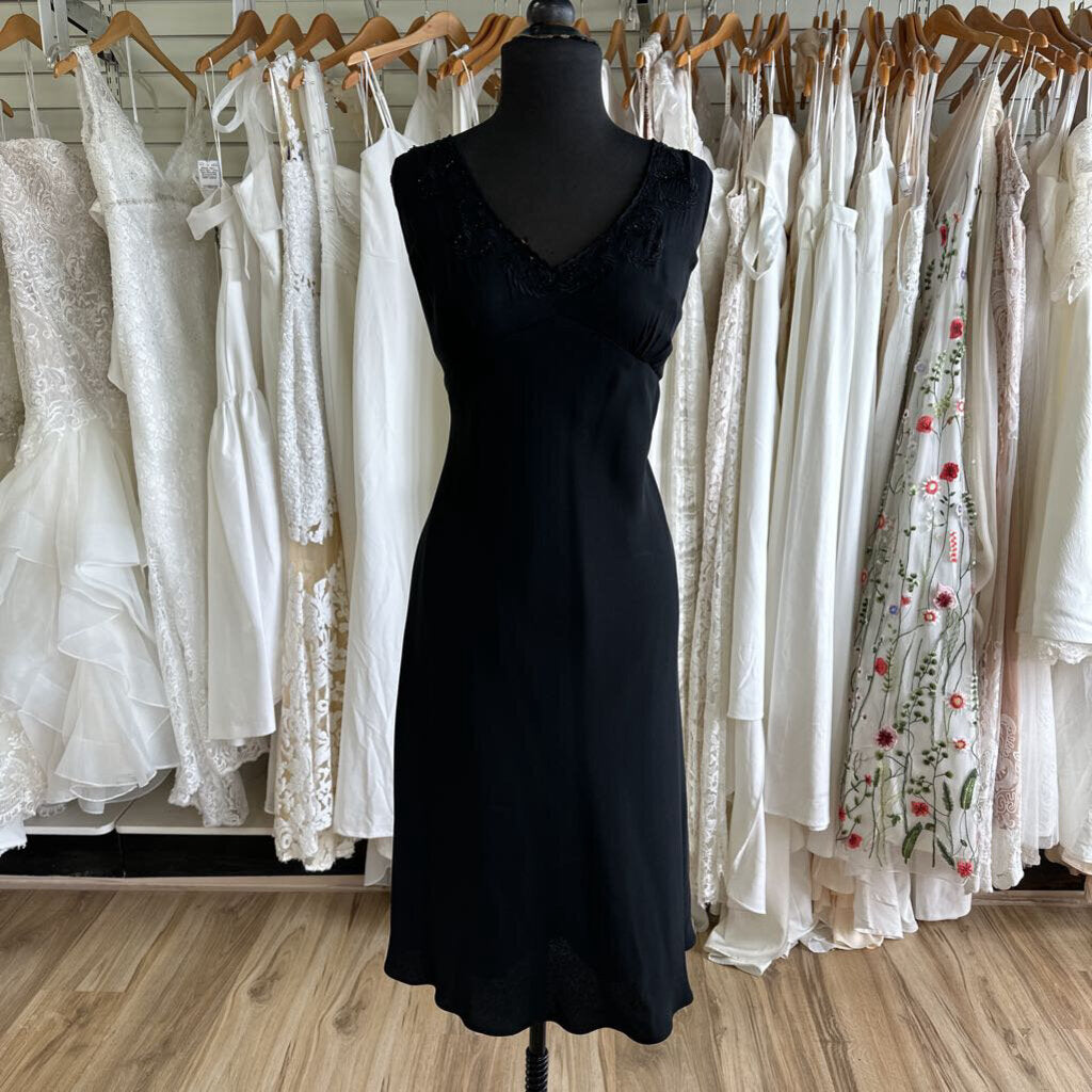 Black Embroidered V Neck Midi Dress Medium