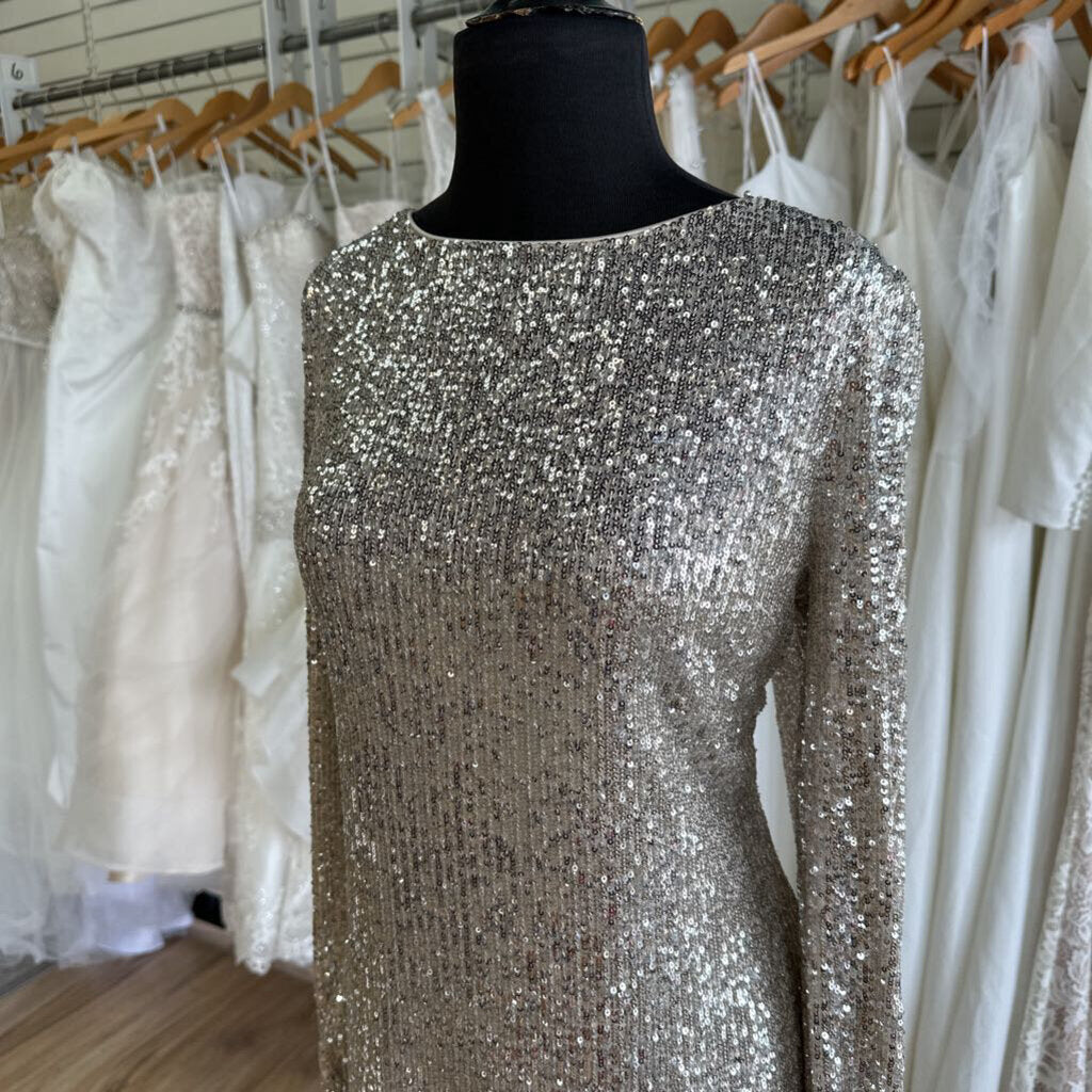 Le Chateau Gold/ Silver Sequin Long Sleeve Dress Extra Large