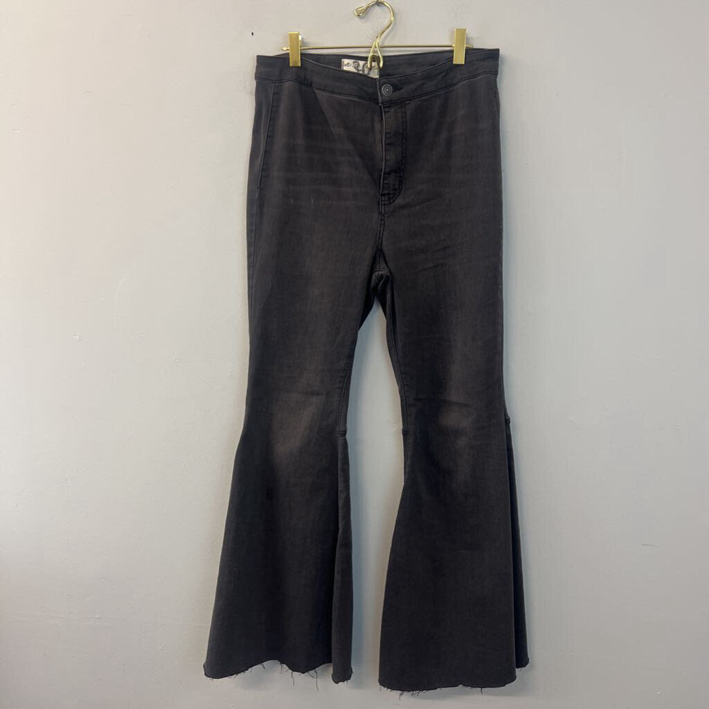 We The Free Black Denim Flare Leg Pants 30