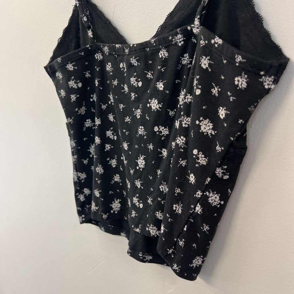 Self Esteem Black/ White Flower Print Cropped Tank Medium