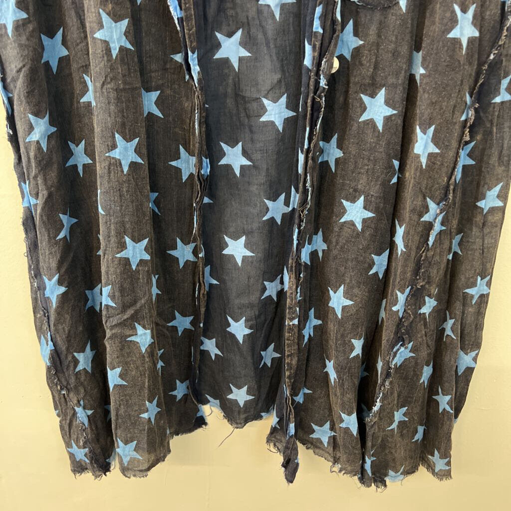 A Rare Bird Blue Star Print Button Front Sleeveless Duster One Size