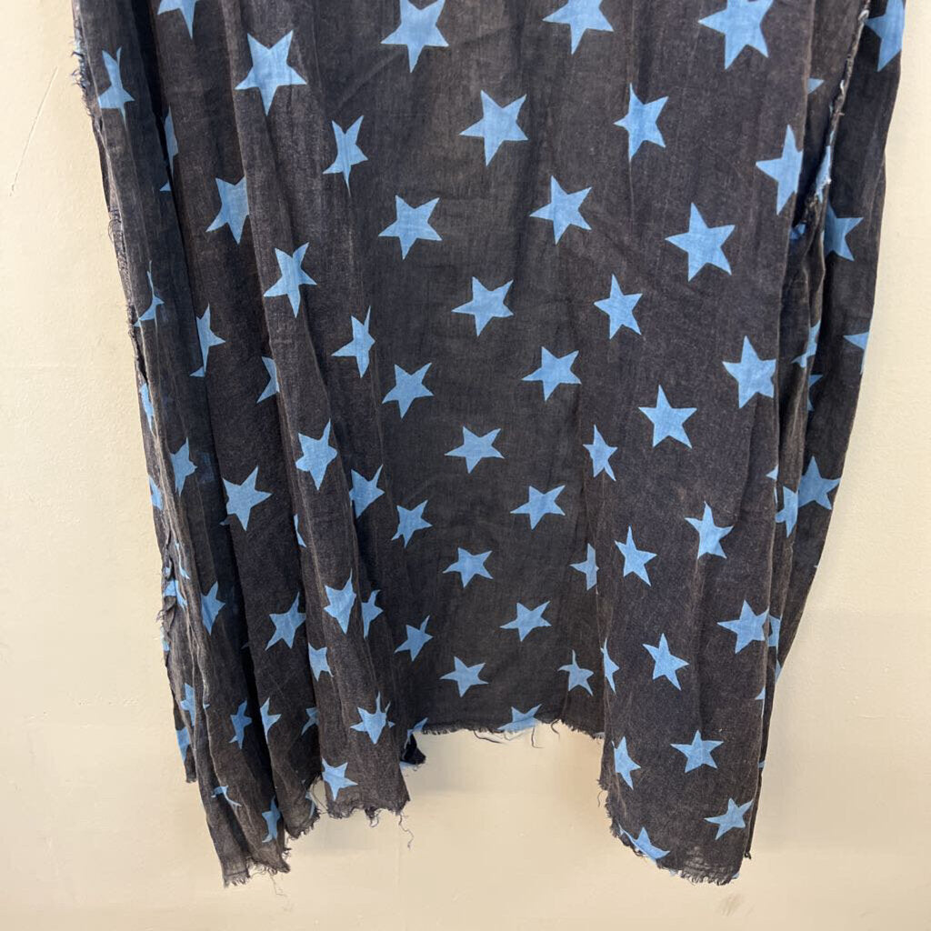 A Rare Bird Blue Star Print Button Front Sleeveless Duster One Size