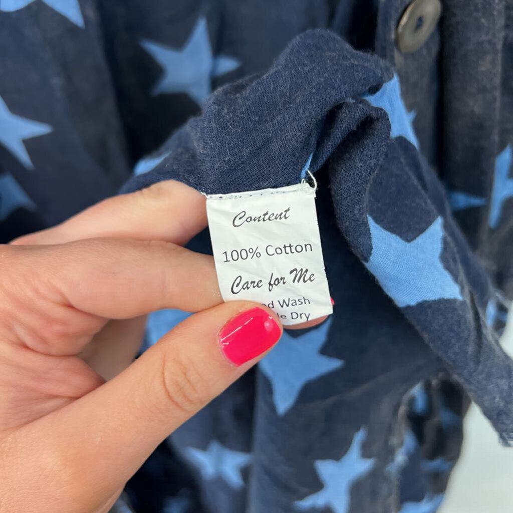 A Rare Bird Blue Star Print Button Front Sleeveless Duster One Size