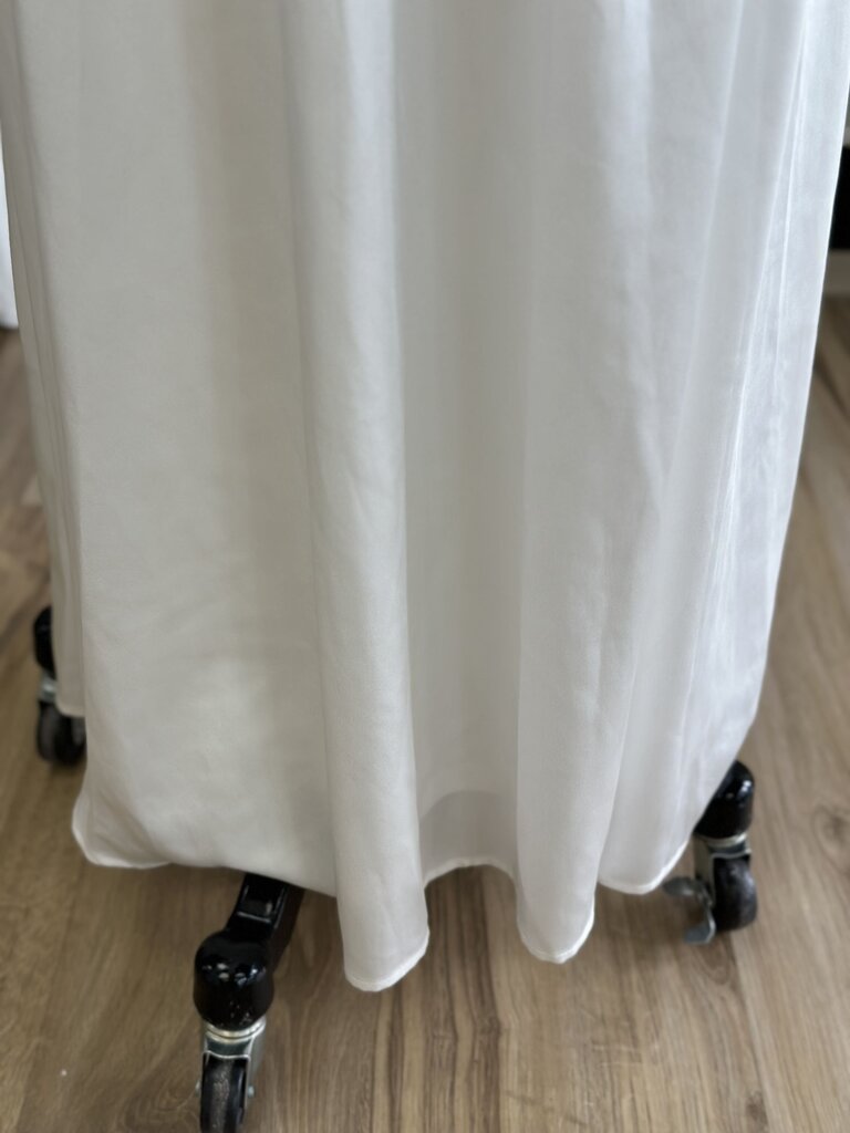 Lulus White Silky V Neck Bridal Gown Medium