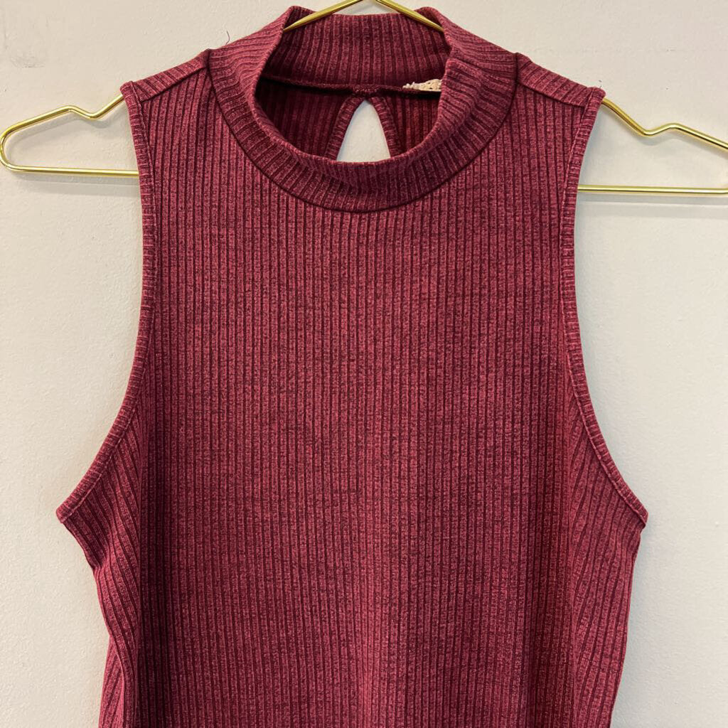 Burgundy Ribbed Mock Neck Sleeveless Top Large