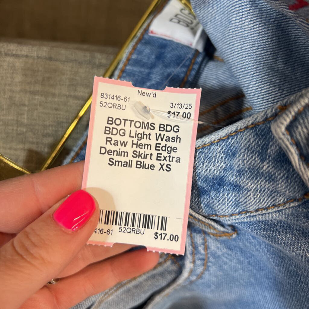 BDG Light Wash Raw Hem Edge Denim Skirt Extra Small