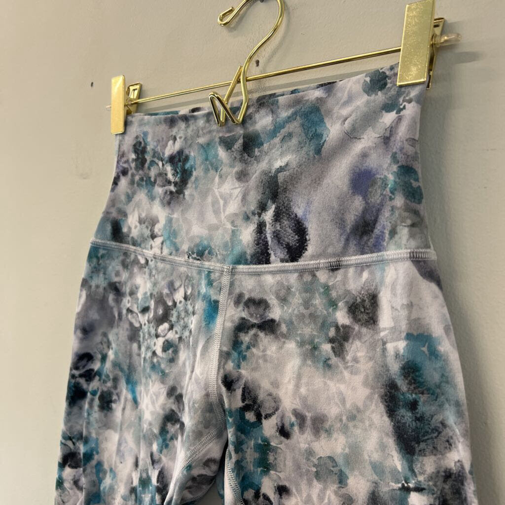 Lululemon Grey/ Blue Print Biker Shorts 4