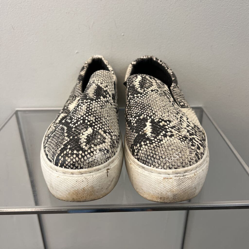 Qupid Black/ White Snakeskin Print Platform Slip On Shoes 8.5
