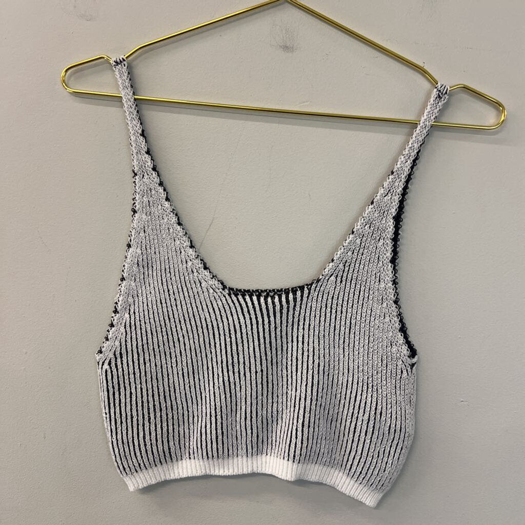 Black/ White Knit Cropped Tank Top Medium