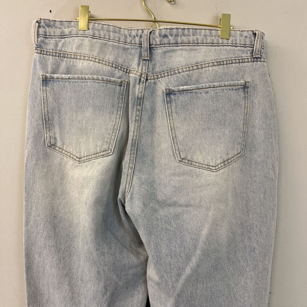 Fashion Nova Light Wash Studded Sides Distressed Jeans 13
